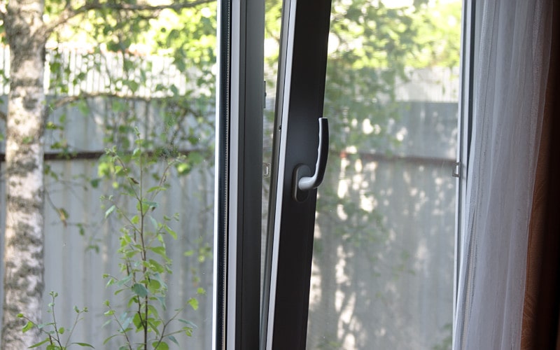 Sliding-Tilt Windows