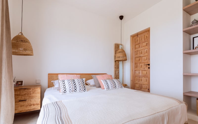 functional guest bedroom