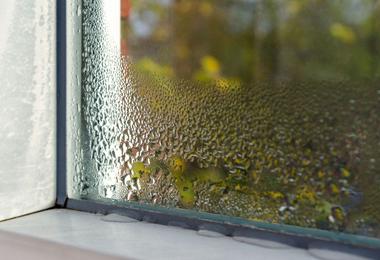 Crying-windows-how-to-resolve-condensation-issue