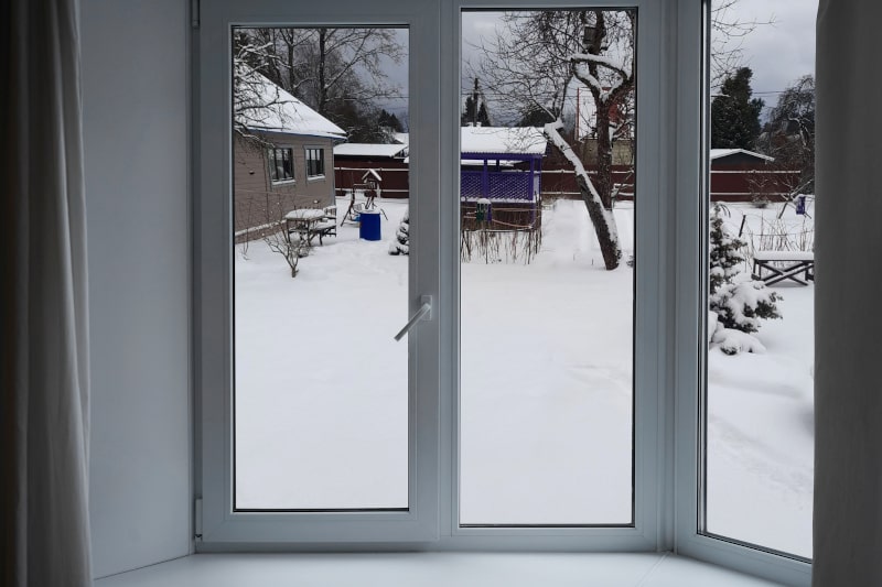 Prevent Ice Buildup on the Windows