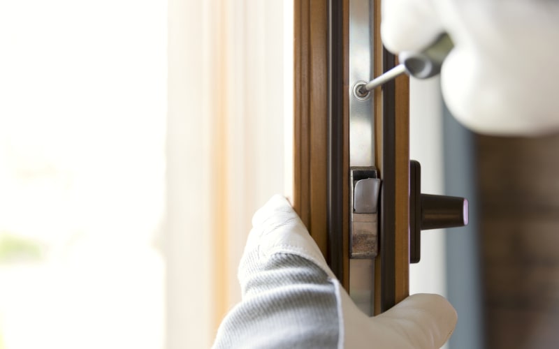 How does the price of Chinese window hardware compare to North American options?